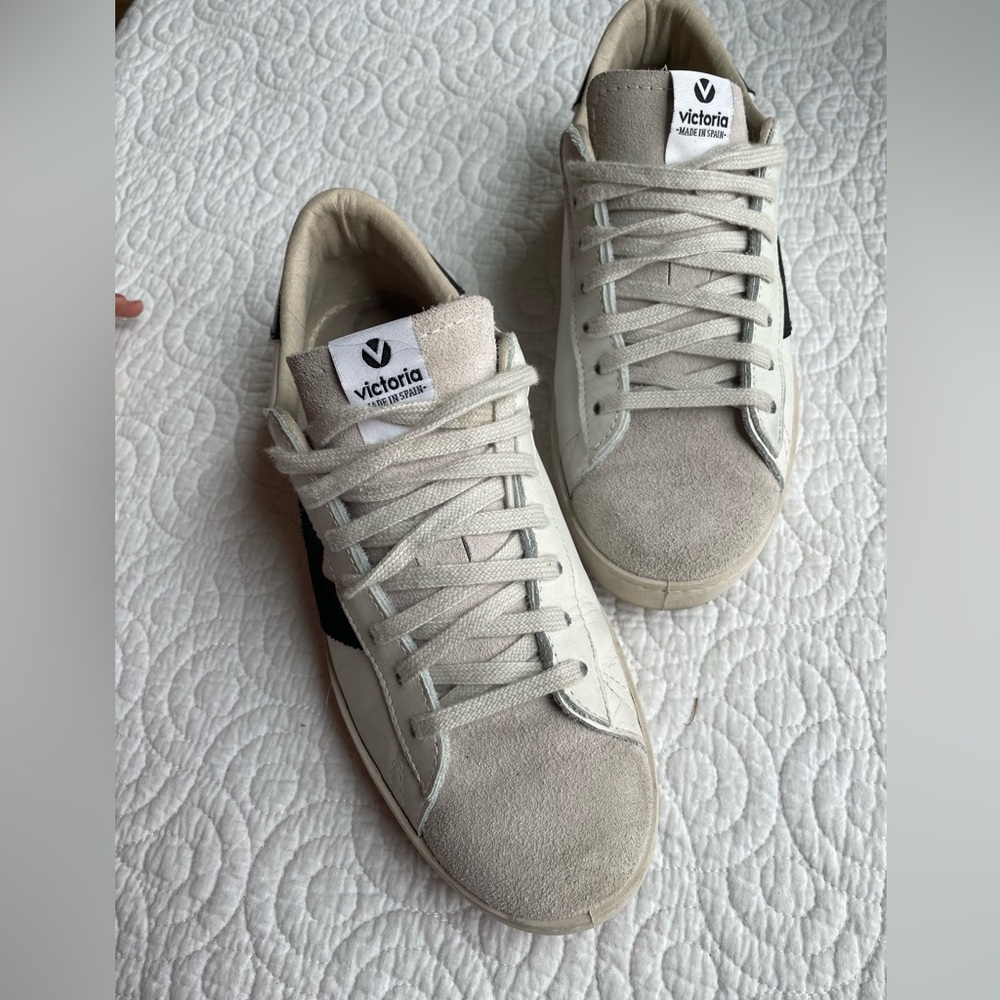 Victoria. Berlin Leather Sneaker size 40 - Picture 2 of 9